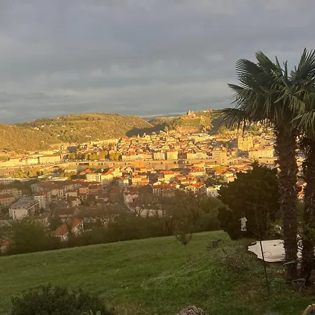 La Colombe Apartment *