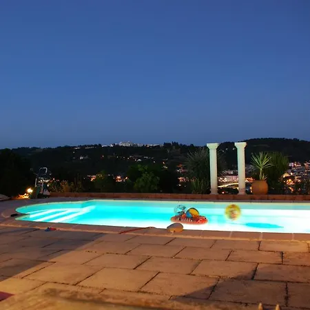 La Colombe Vienne (Isere)